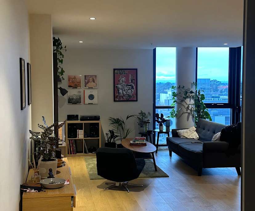 Unfurnished room with own bathroom
