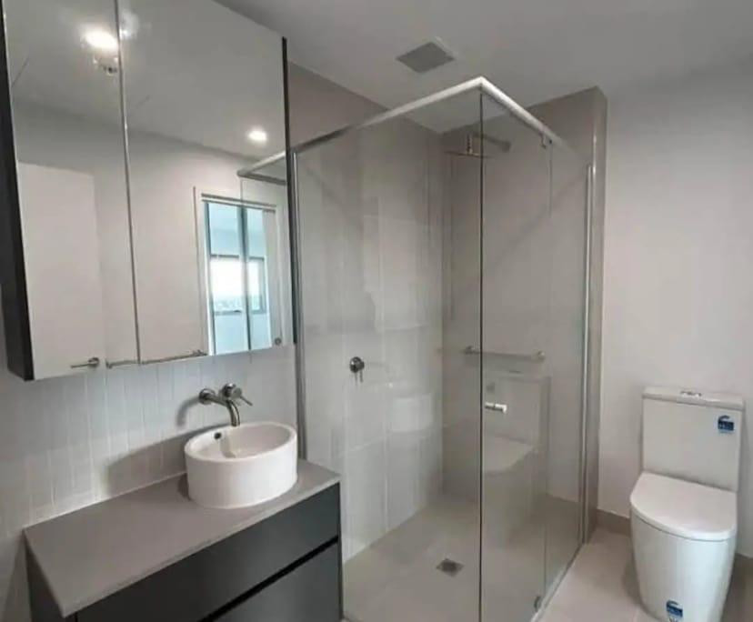 Room with ensuite in a flatshare