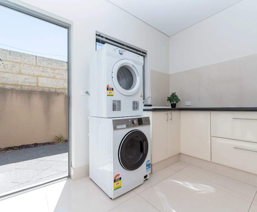 $1,000-500, Share-house, 6 rooms, Scarborough WA 6019, Scarborough WA 6019