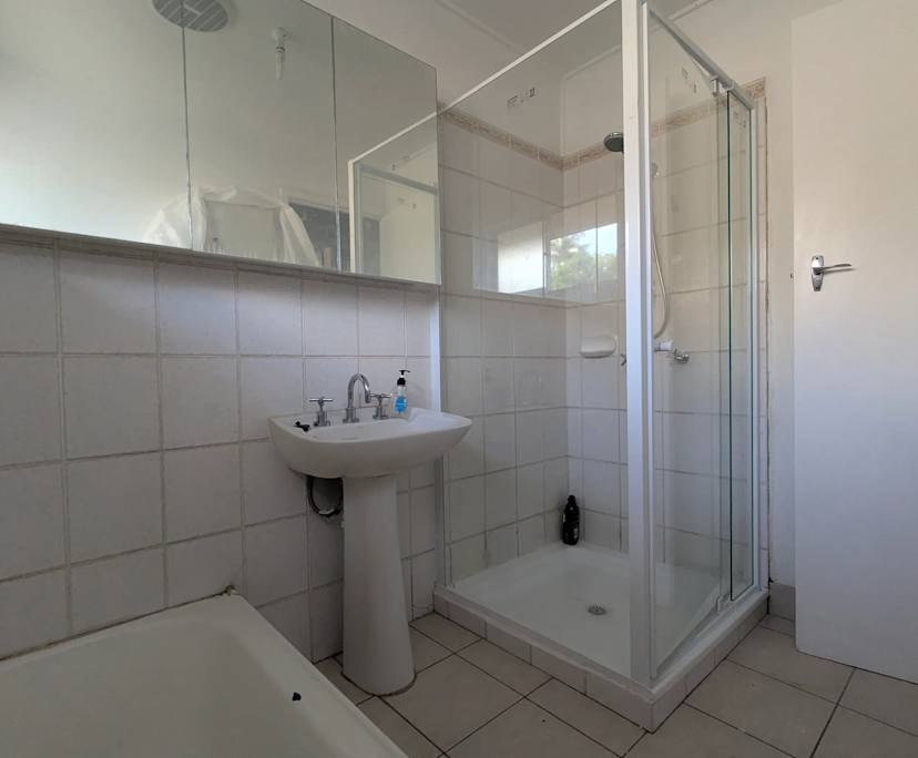 $240-300, Student-accommodation, 4 rooms, Kallangur QLD 4503, Kallangur QLD 4503