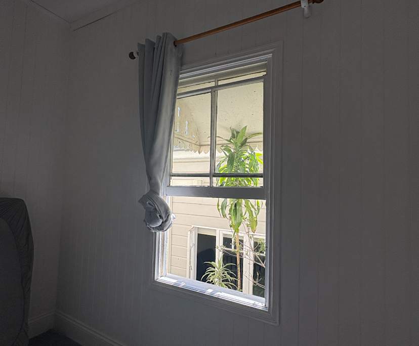$330, Share-house, 3 bathrooms, Kangaroo Point QLD 4169