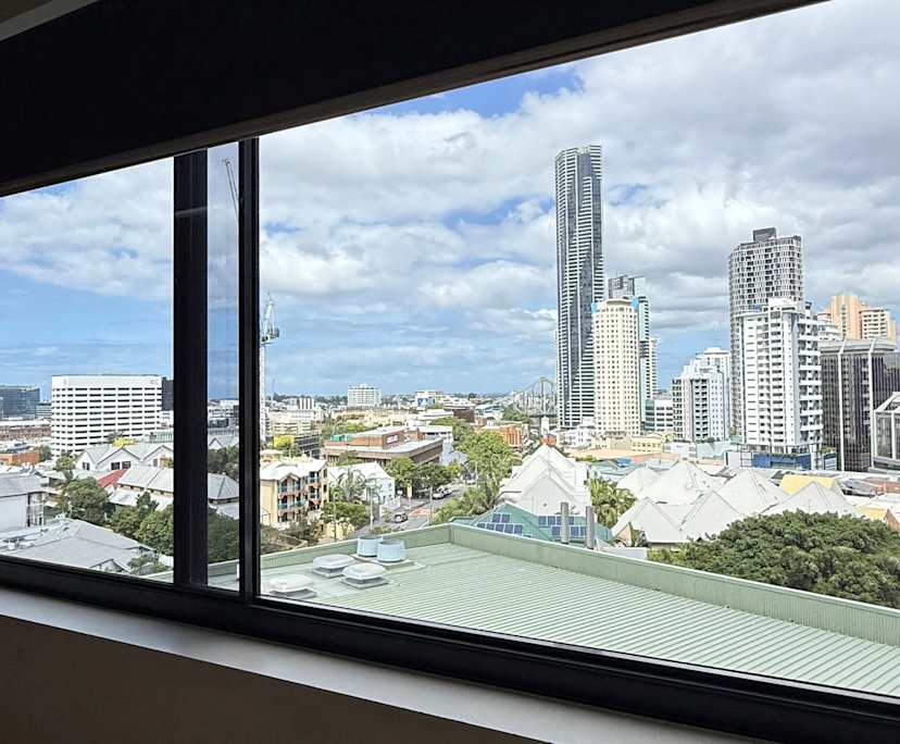 $480, Share-house, 2 bathrooms, Spring Hill QLD 4000