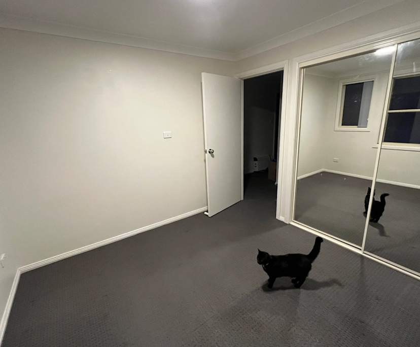Unfurnished room in a share house