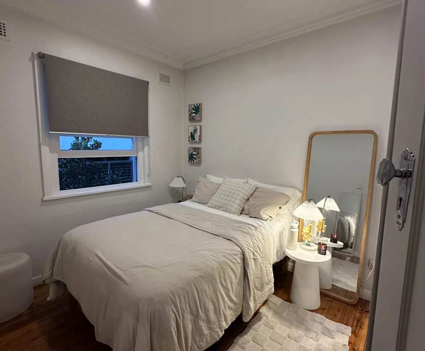 Unfurnished room in a flatshare