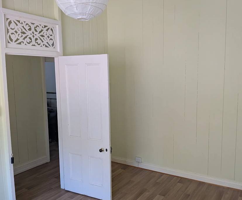 Unfurnished room in a share house