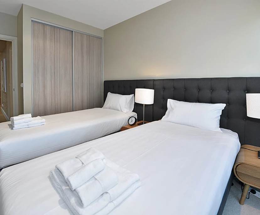 $1,075, Whole-property, 2 bathrooms, West Melbourne VIC 3000