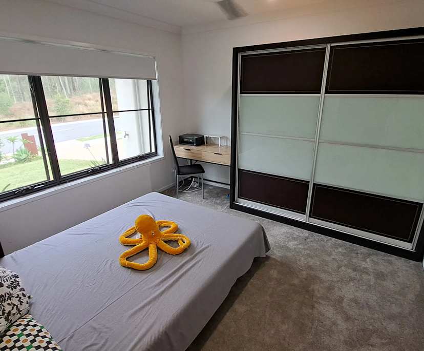 $270, Share-house, 4 bathrooms, Bellbird Park QLD 4300