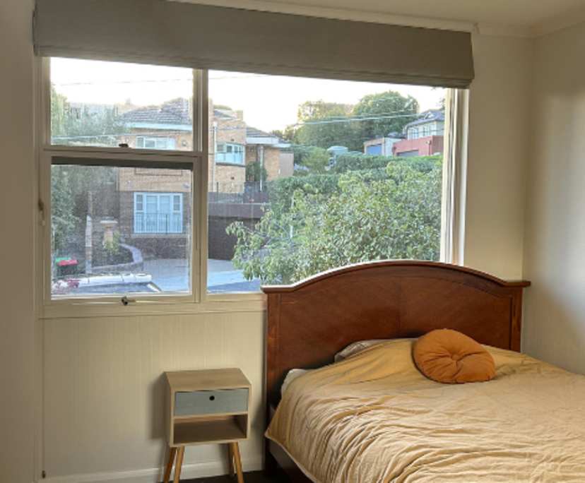 Unfurnished room in a flatshare