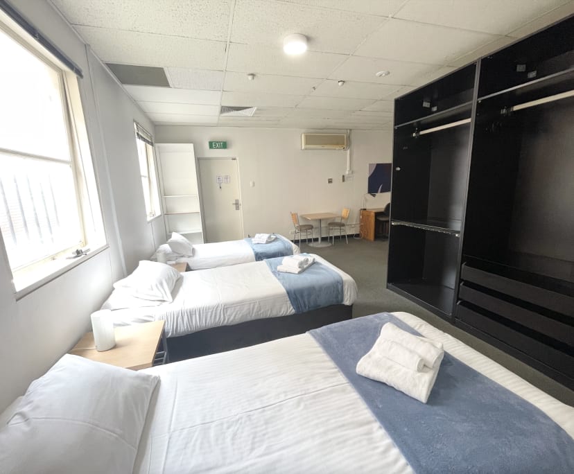 $640, Studio, 1 bathroom, West Melbourne VIC 3003