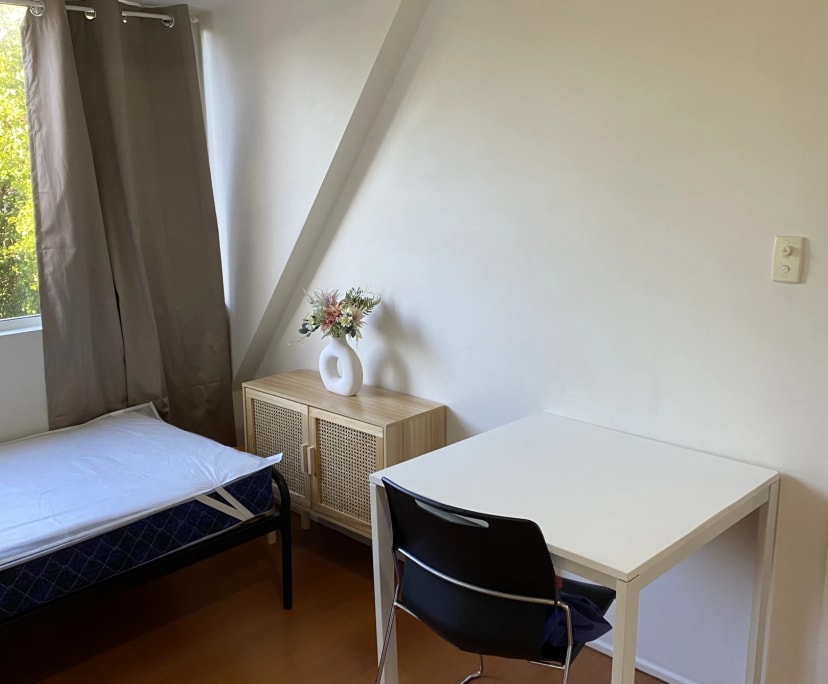 Room with ensuite in a share house