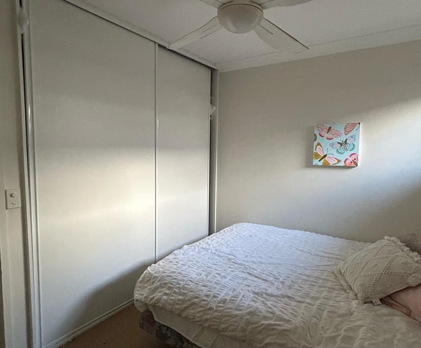 $400, Flatshare, 2 bathrooms, Burleigh Heads QLD 4220