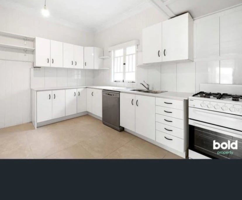 Unfurnished room in a share house