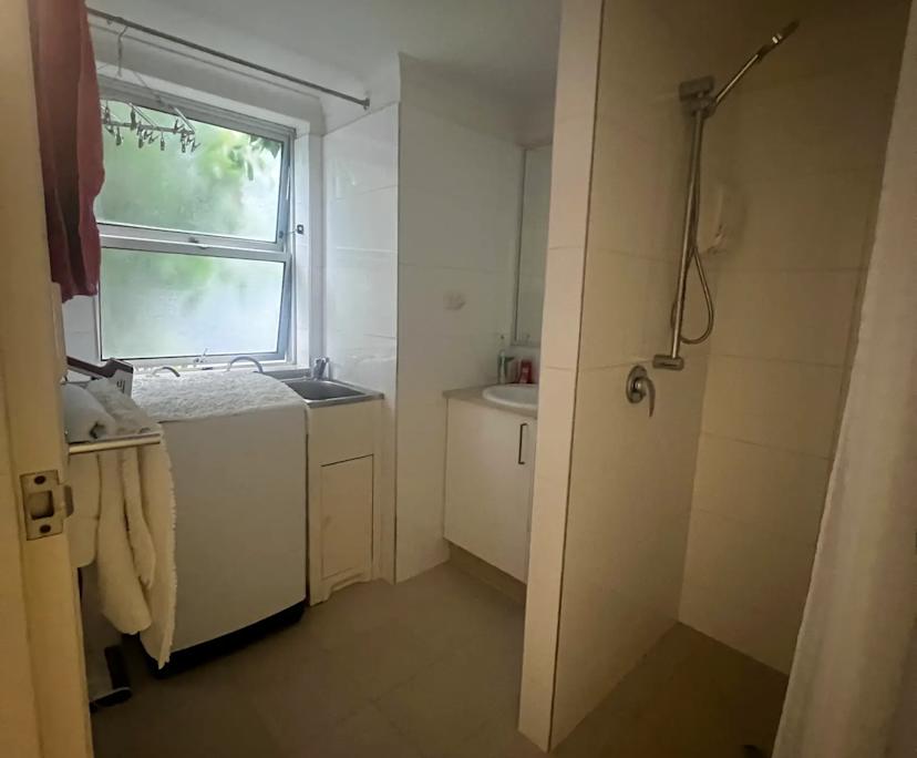 $300, Flatshare, 2 bathrooms, Windsor QLD 4030