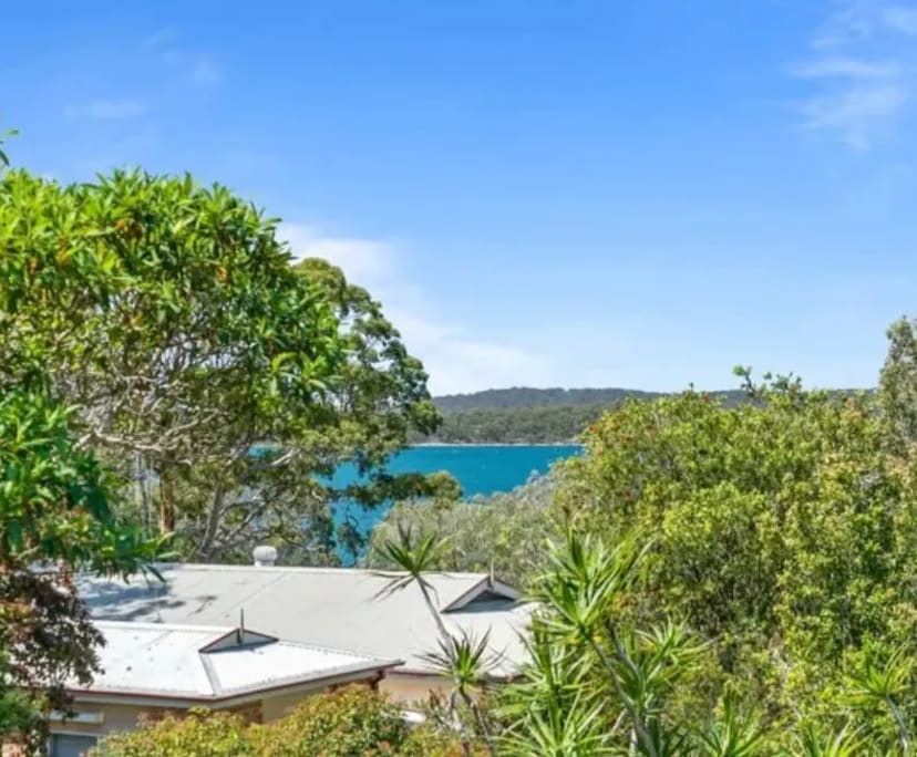 $250, Share-house, 3 bathrooms, Sunshine NSW 2264