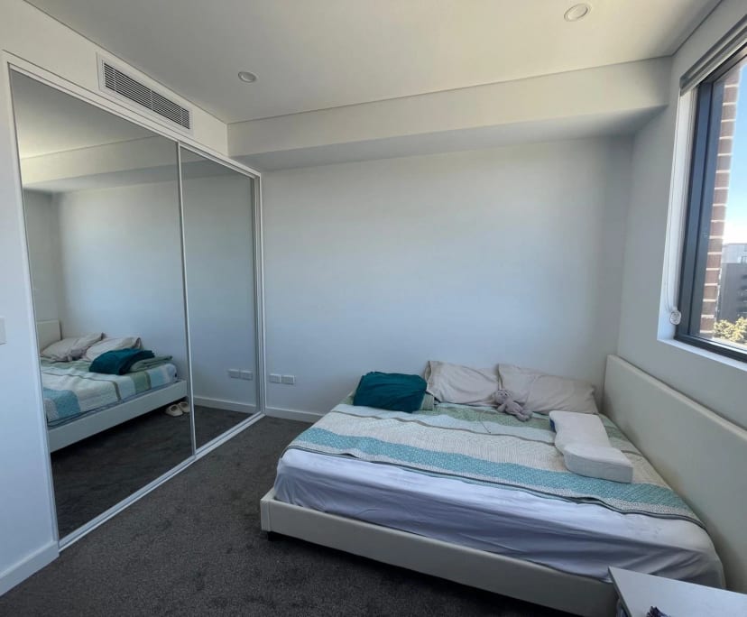 Furnished room in a flatshare