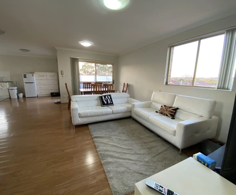$350, Flatshare, 3 bathrooms, Campsie NSW 2194