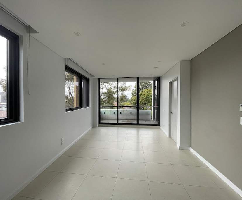 $900, 1-bed, 1 bathroom, Mascot NSW 2020