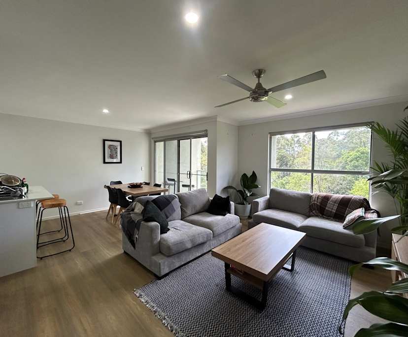 Unfurnished room with own bathroom