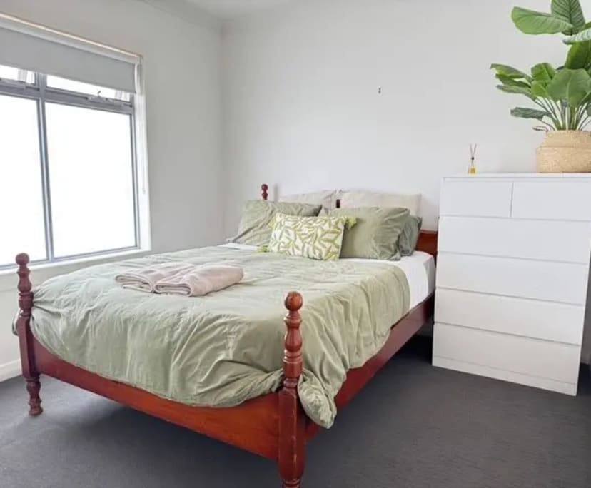 Unfurnished room in a share house