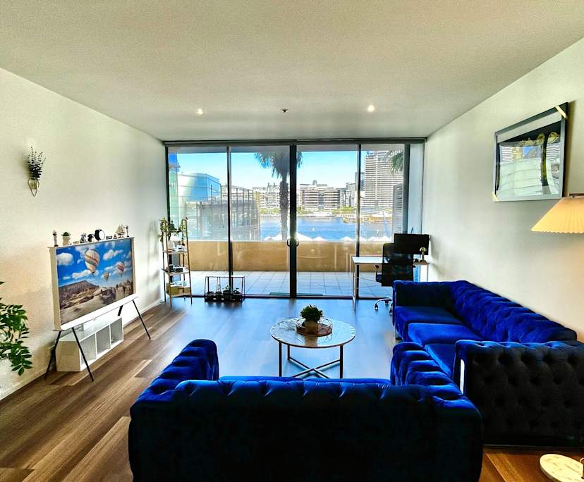 Furnished room with own bathroom