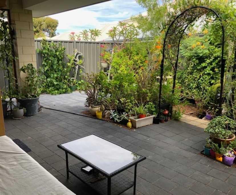 $300, Share-house, 2 bathrooms, Halls Head WA 6210
