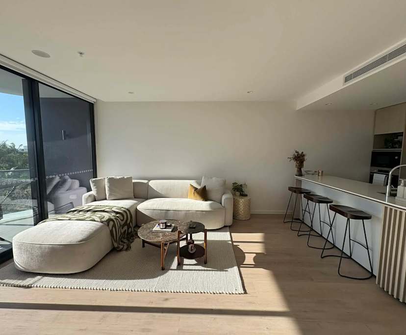 Unfurnished room in a flatshare