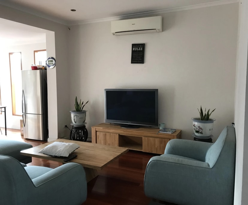Room in a share house