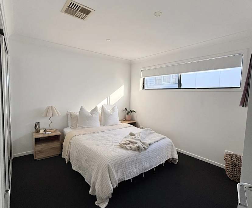 Room with ensuite in a share house