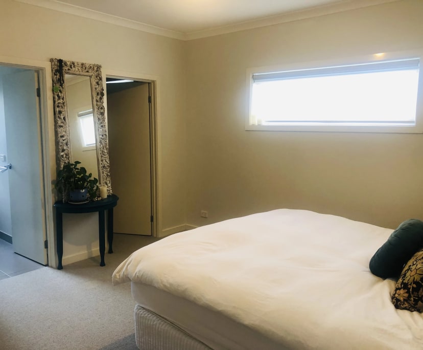 $300, Student-accommodation, 3 bathrooms, Point Cook VIC 3030