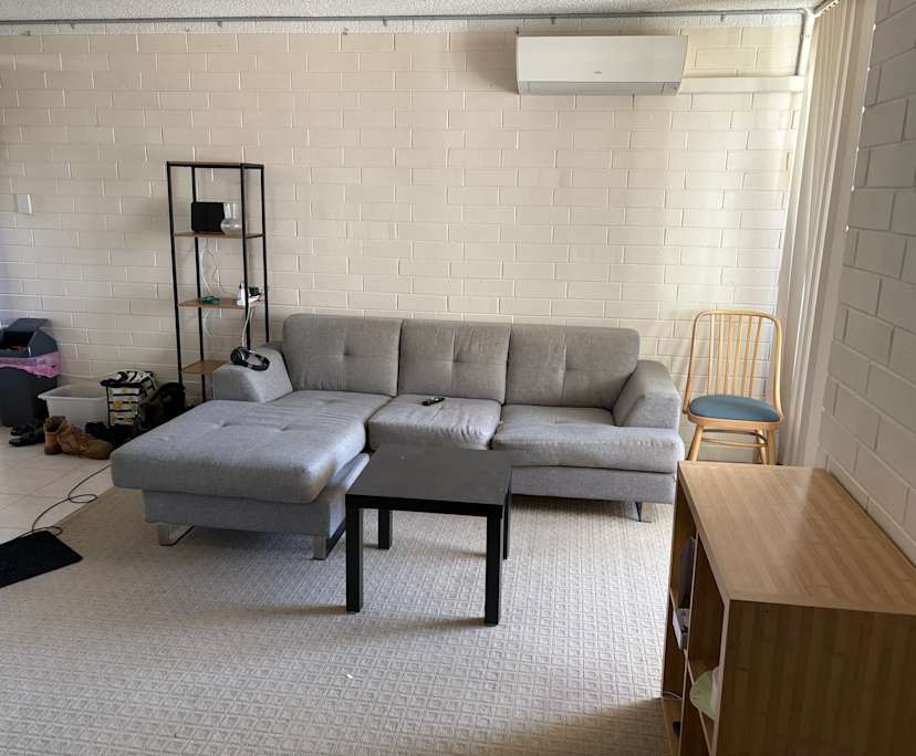 Unfurnished room in a flatshare