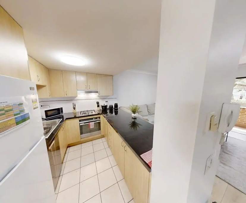 $330, Flatshare, 2 bathrooms, Chippendale NSW 2008