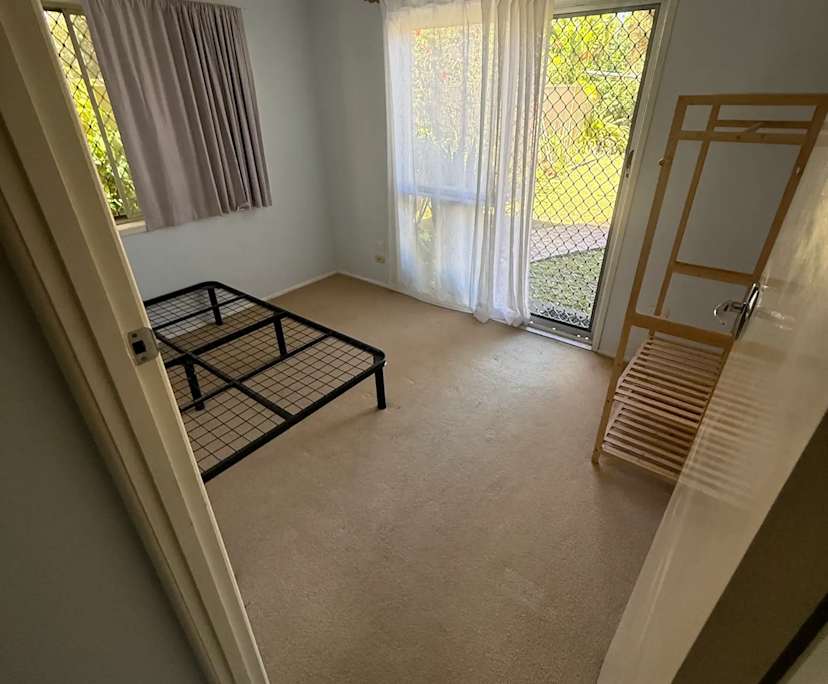 Unfurnished room in a share house