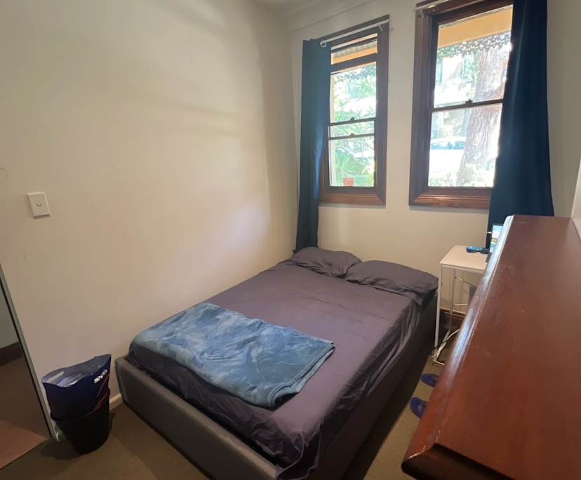 Furnished room in a share house