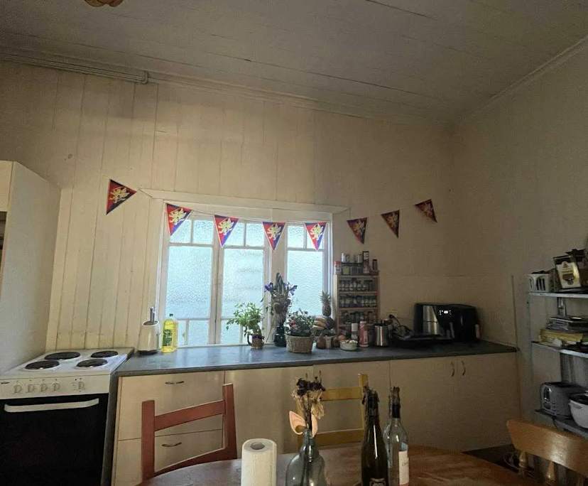 Unfurnished room in a share house