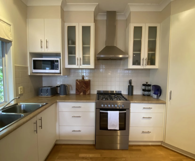 $270, Share-house, 3 bathrooms, East Brisbane QLD 4169