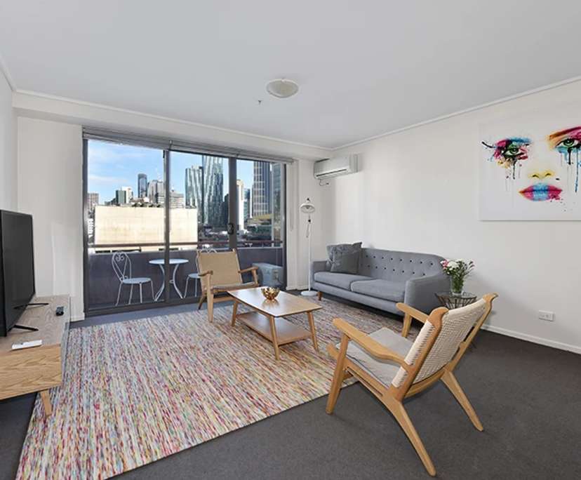 $925, Whole-property, 2 bathrooms, Melbourne VIC 3000
