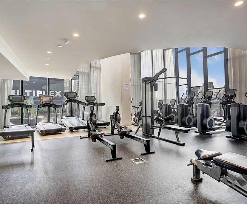 $999, Whole-property, 2 bathrooms, Melbourne VIC 3000