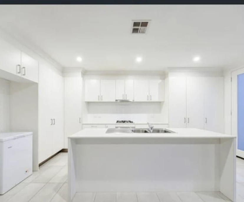 Room with ensuite in a share house