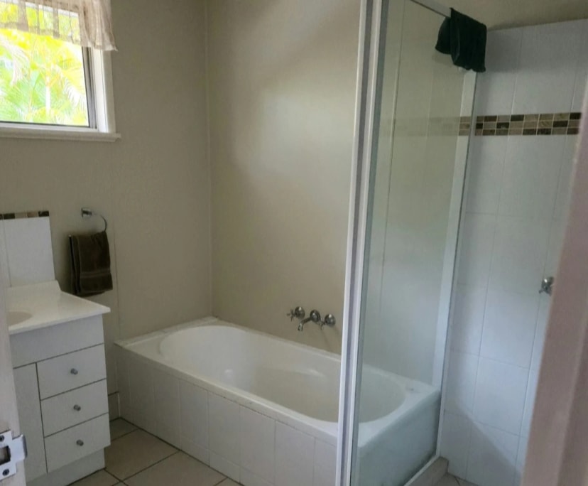 $280, Share-house, 3 bathrooms, Springwood QLD 4127