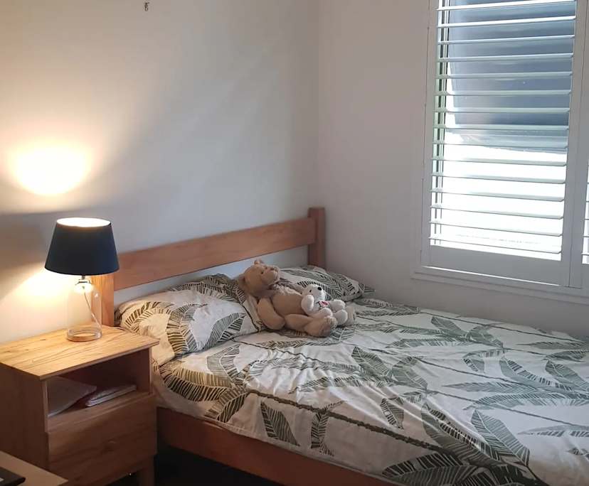 Room in a share house