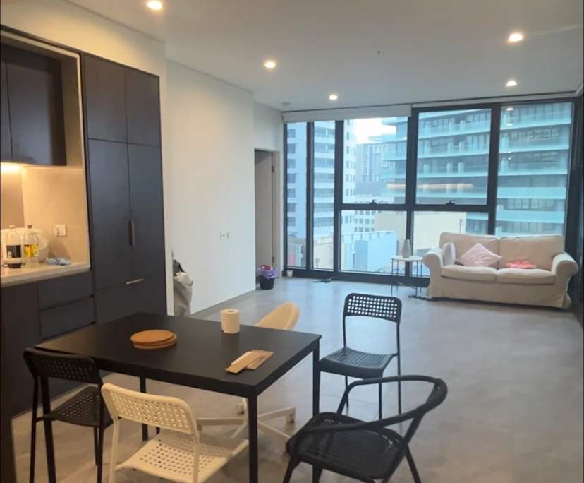 Furnished room with own bathroom