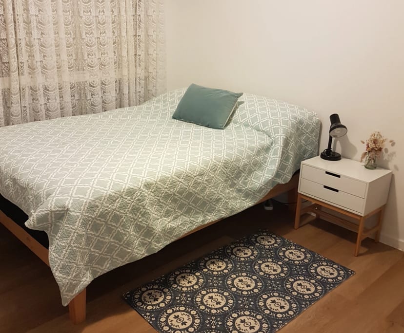 Furnished room in a share house