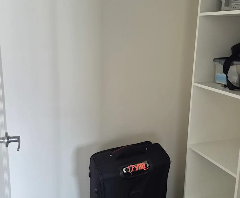 $290, Share-house, 2 bathrooms, Kearneys Spring QLD 4350