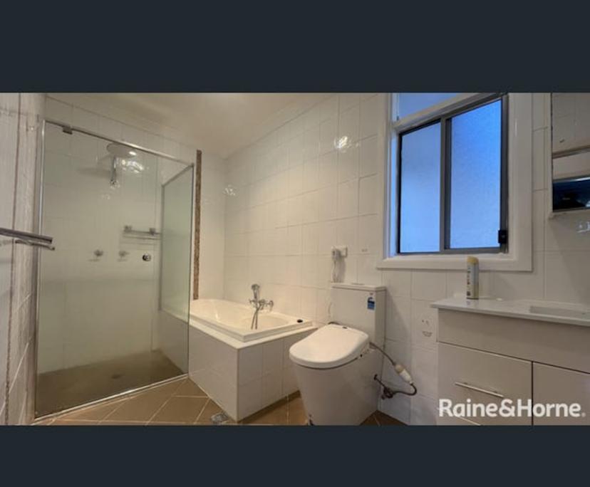 Unfurnished room in a share house