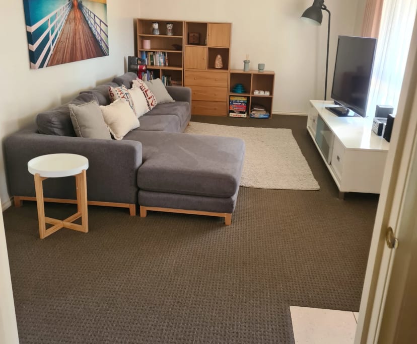 Room in a share house