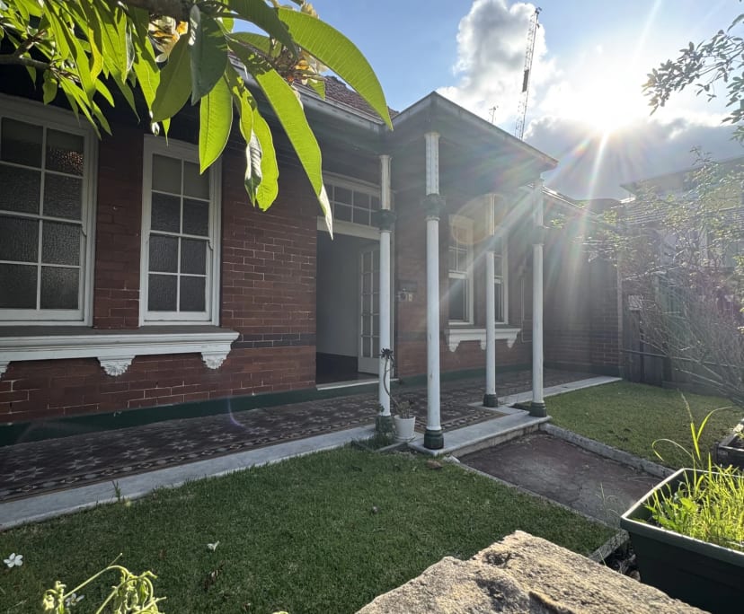 Whole property with 4 rooms for rent