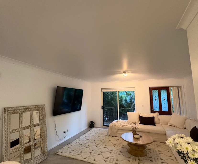 Unfurnished room with own bathroom