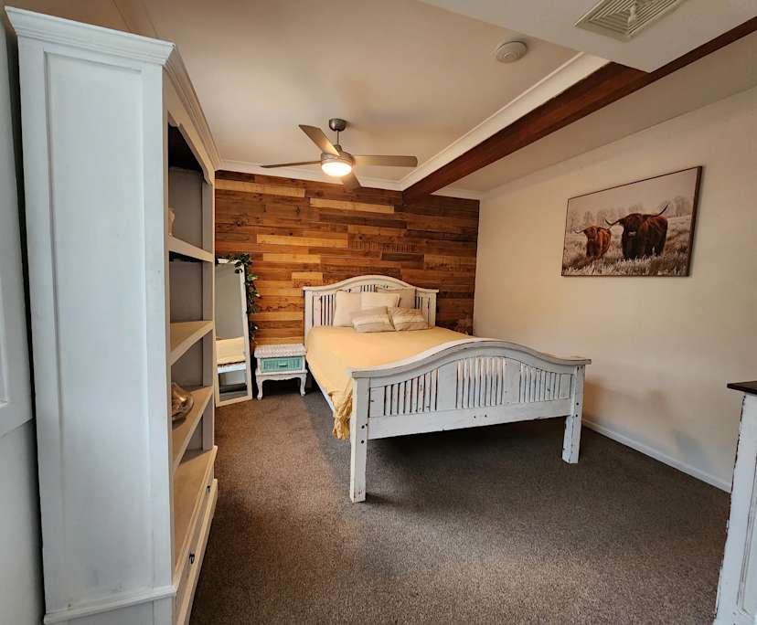 $375, Share-house, 6 bathrooms, Ashmore QLD 4214