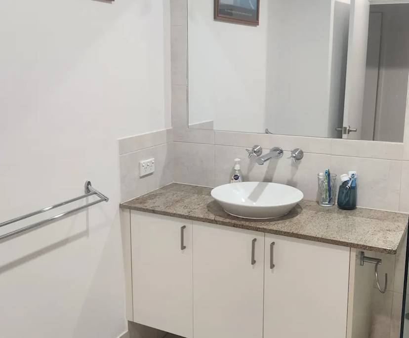 $380, Share-house, 4 bathrooms, Caravonica QLD 4878