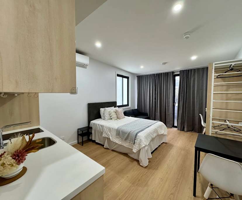 Furnished room with ensuite in a share house